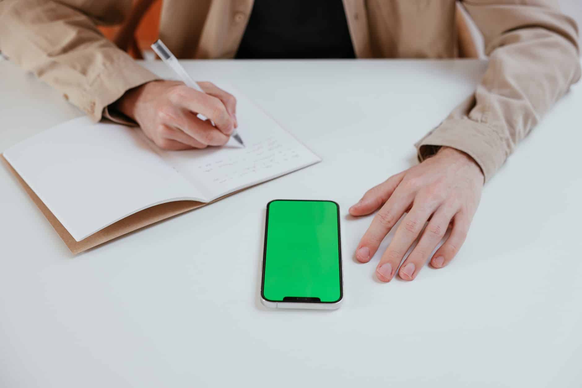 Chemin de vie 8 en numérologie : ambition, cadre matériel et responsabilité